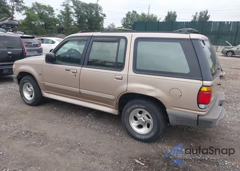 1996 Ford Explorer from USA, damaged, VIN 1FMDU35P9TUD18916